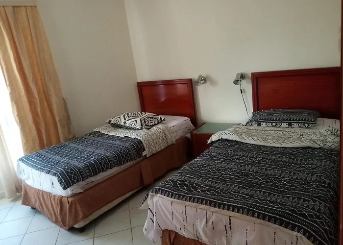 Lovely 2Br Al Deyafa