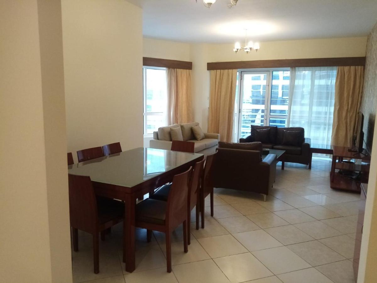 Lovely 2br Al Deyafa Дубай