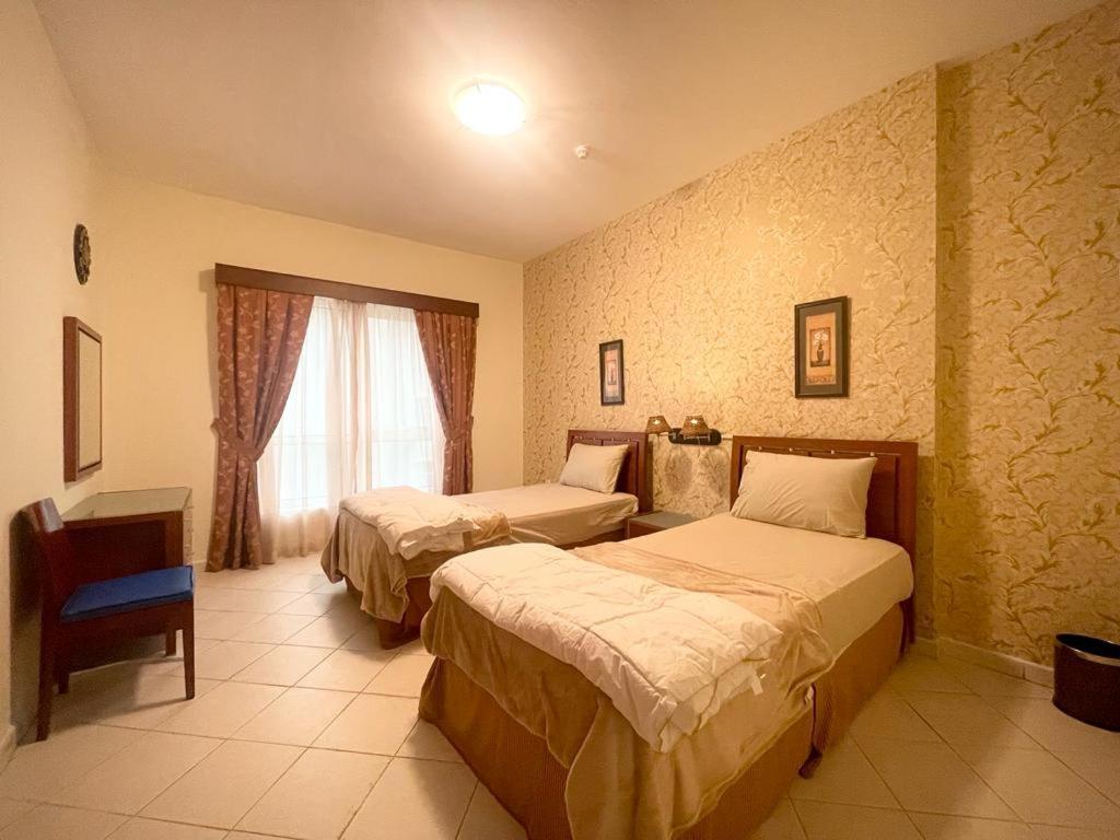 Lovely 2br Al Deyafa * Дубай