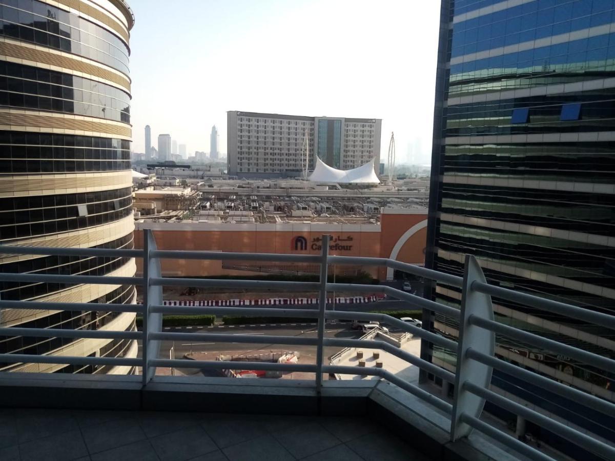 Lovely 2br Al Deyafa Апартаменти